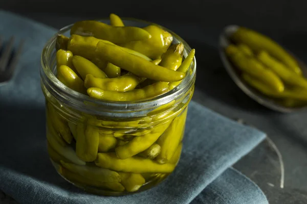 Organic Pickled Green Sport Peppers — Stock Photo, Image