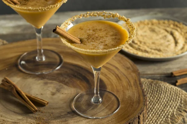 Tatlı ev yapımı kabak votka Martini