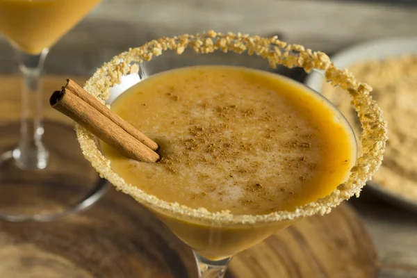 Tatlı ev yapımı kabak votka Martini