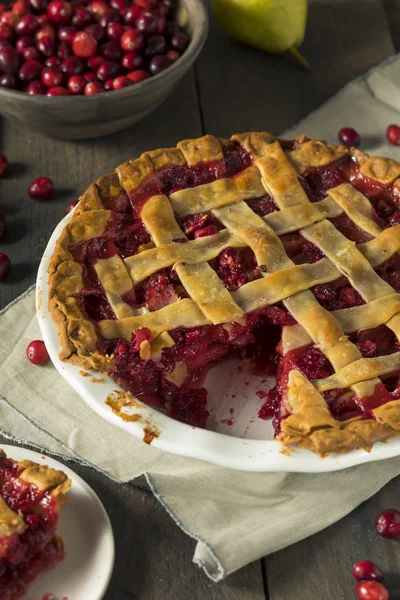 Sweet Homemade Cranberry and pear Pie — Stock Photo, Image