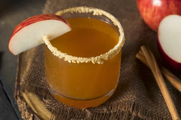 Zelfgemaakte rustieke Apple Cider Pie Cocktail — Stockfoto
