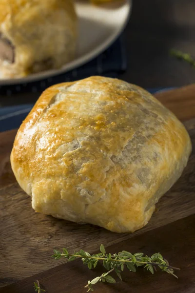 Homemade Gourmet Individual Beef Wellington — Stock Photo, Image