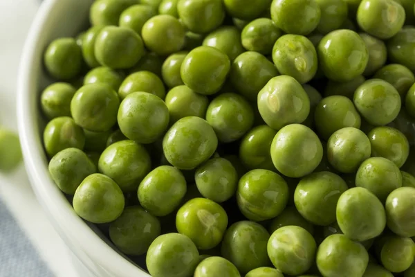 Pois verts crus anglais bio — Photo