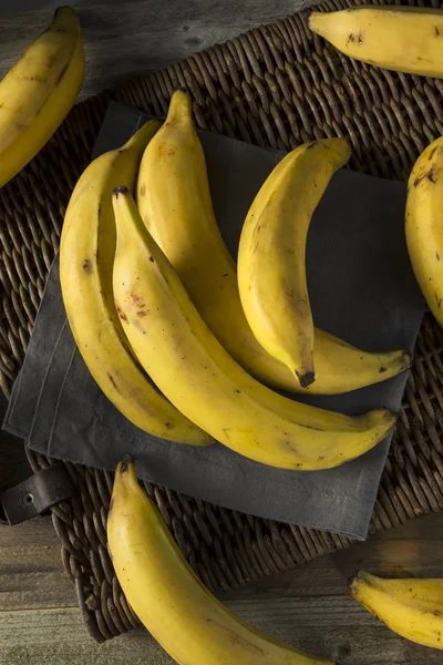 Ham organik sarı muz muz