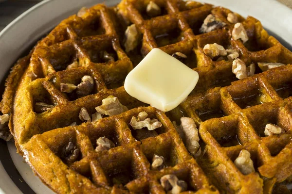 Tatlı ev yapımı kabak gözleme