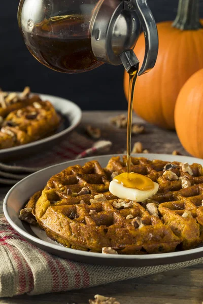 Doce caseiro abóbora waffles — Fotografia de Stock