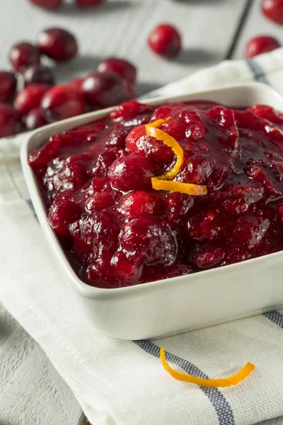 Zoete zelfgemaakte Cranberry saus — Stockfoto
