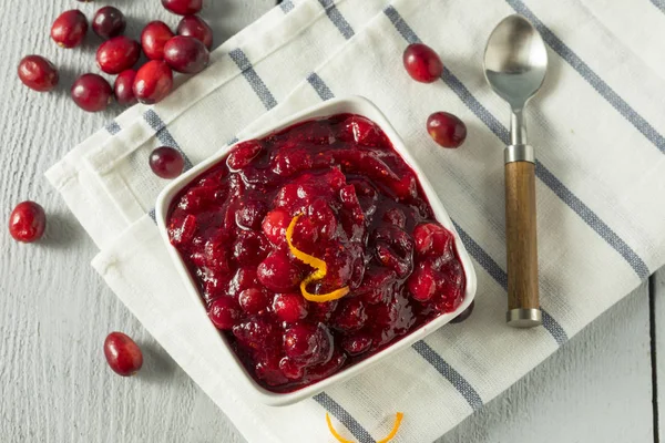 Zoete zelfgemaakte Cranberry saus — Stockfoto