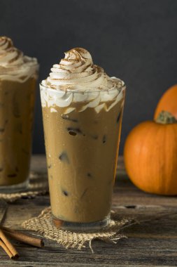 Tatlı buzlu kabak Spice Latte