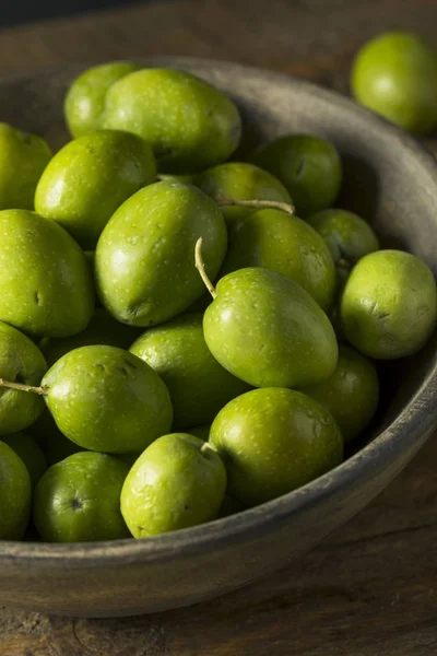 Сирі органічних свіжі оливки — стокове фото