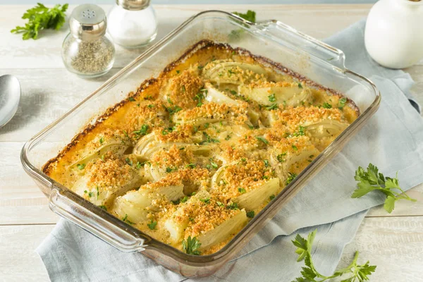 Homemade Cheesy Fennel Gratin — Stock Photo, Image