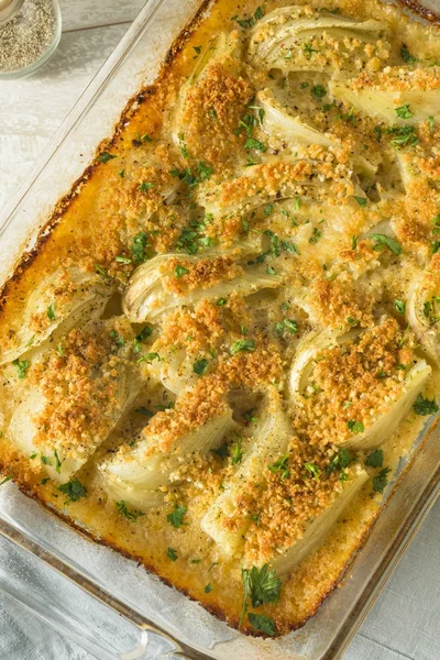 Ev yapımı peynir rezene graten