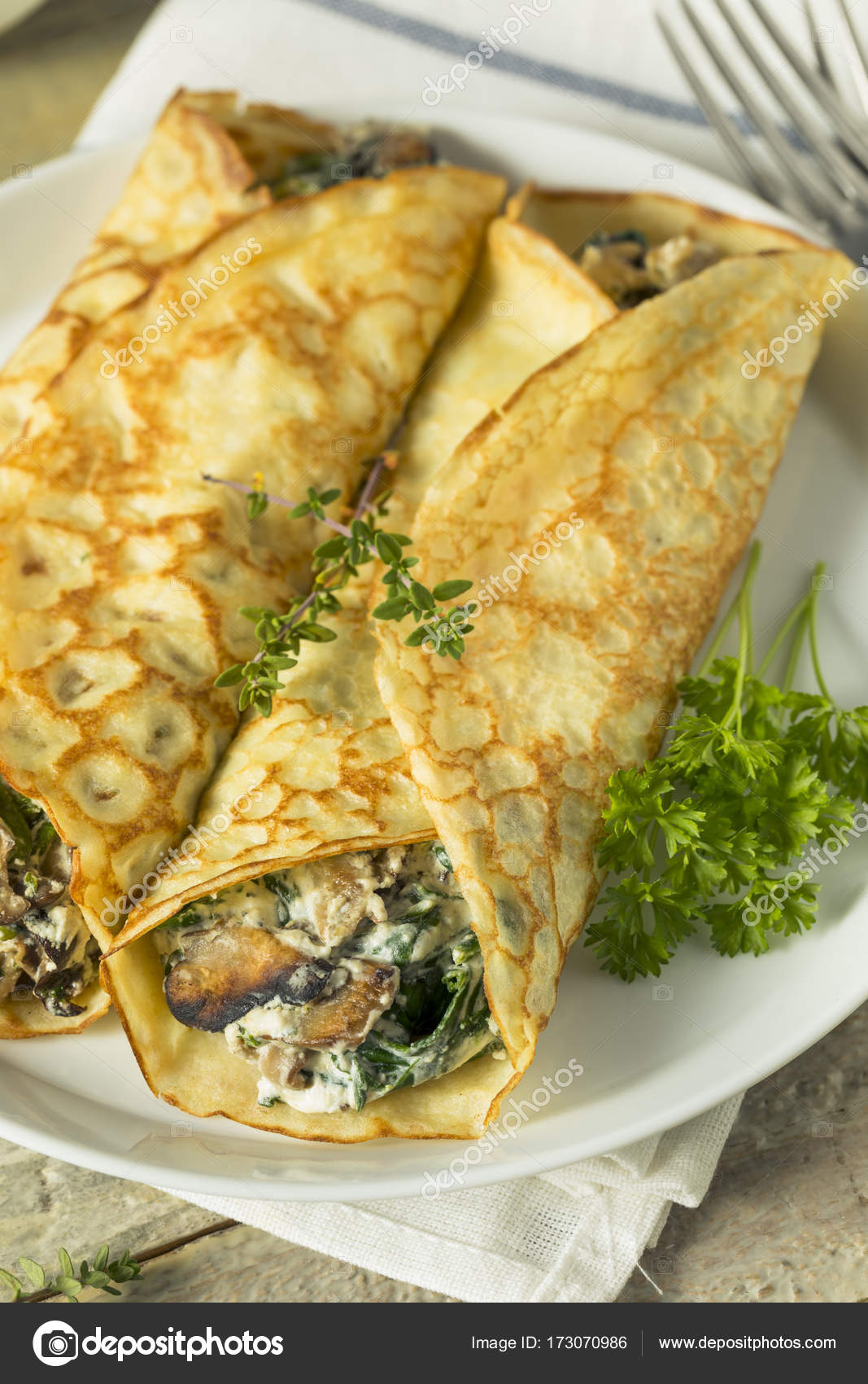 mantarlı ıspanaklı çıtır börek