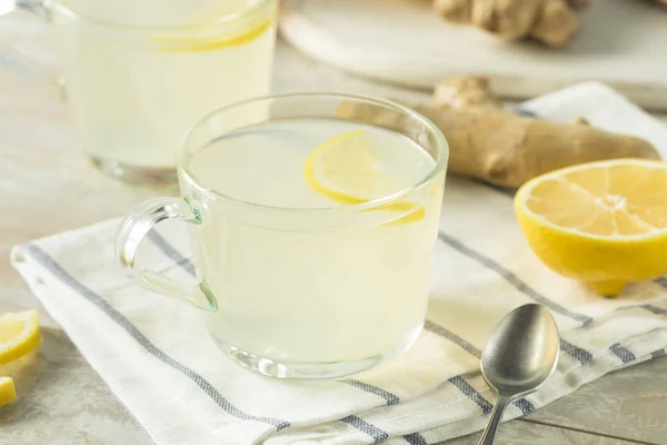 Tè allo zenzero al limone fatto in casa sano — Foto Stock