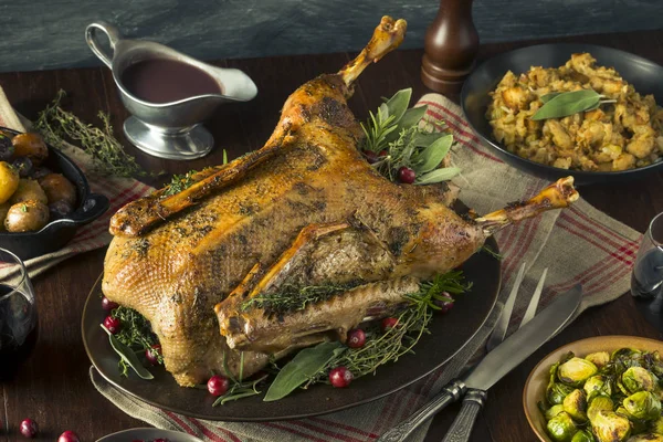 Homemade Christmas voor feestelijke Geroosterde Goose — Stockfoto