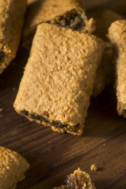 Sağlıklı ev yapımı incir meyve barlar