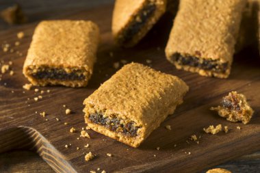 Sağlıklı ev yapımı incir meyve barlar