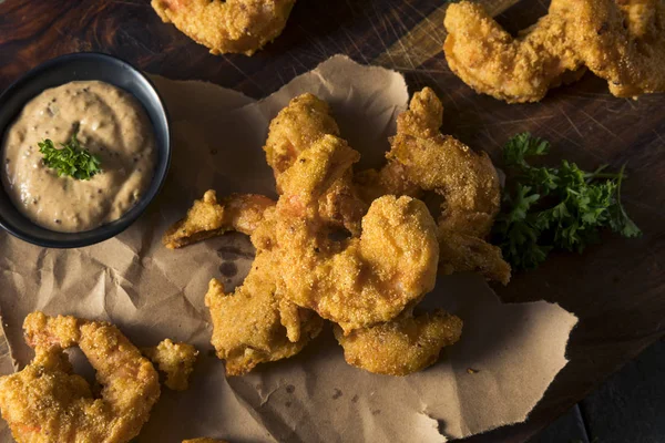 Hausgemachte südliche gebratene Cajun-Garnelen — Stockfoto