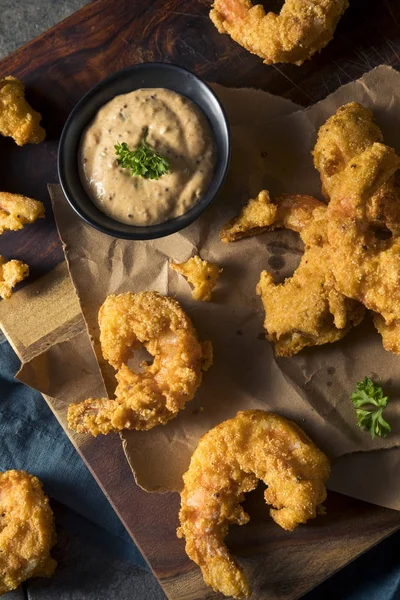 Gamberetti Cajun fritti del sud fatti in casa — Foto Stock