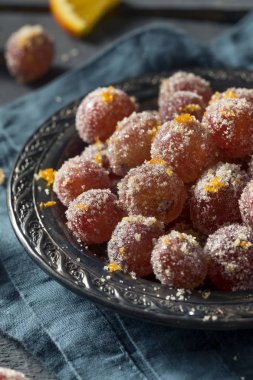 Tatlı ayyaş şekerli Sangria üzüm