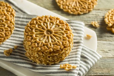 Pişmiş ev yapımı çıtır Pizzelles