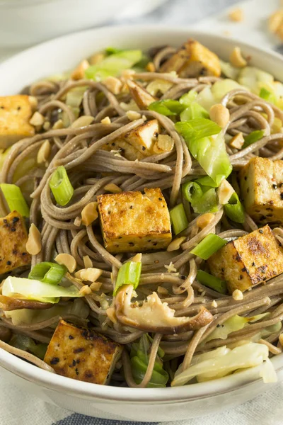 Caseiro asiático tofu soba macarrão tigela — Fotografia de Stock