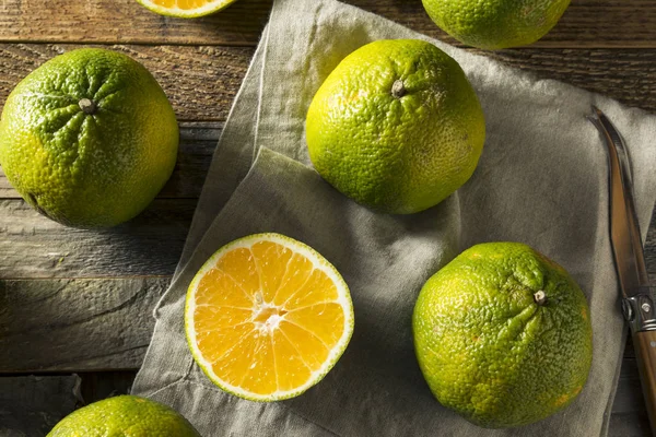 Rauwe groene biologische Ugli Fruit — Stockfoto