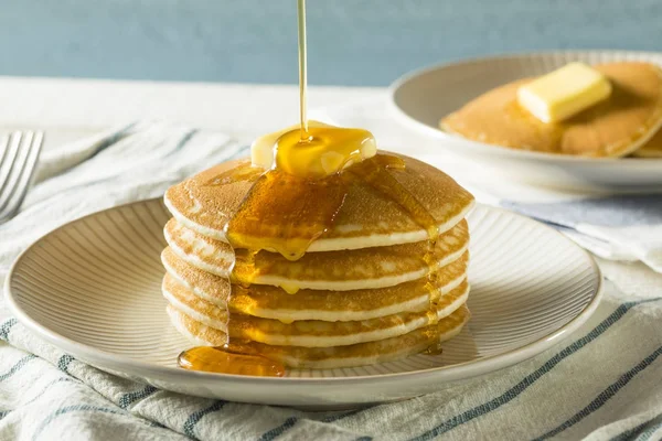 Süße hausgemachte Pfannkuchen — Stockfoto