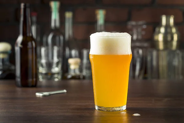 Refreshing Golden Beer Lager — Stock Photo, Image