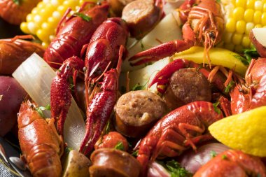 Ev yapımı Güney kerevides kaynatın