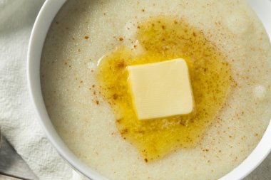 Sağlıklı ev yapımı krem buğday nişasta yulaf lapası