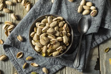 Kavrulmuş ve planlanan fıstık fındık