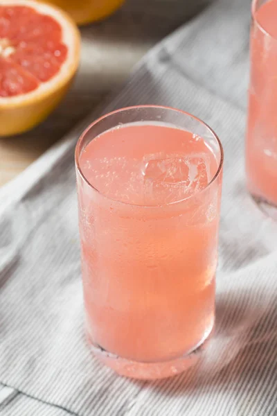 Healthy Fresh Grapefruit Flavored Sparkling Water — Stock Photo, Image