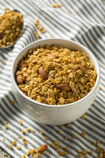 Granola d'amande au miel cuit maison — Photo