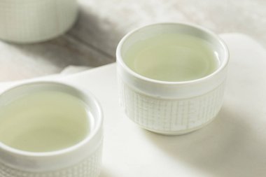 Alkollü Japon Sake pirinç şarabı