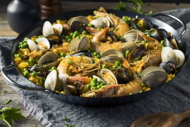 Homemade Spanish Seafood Paella clipart