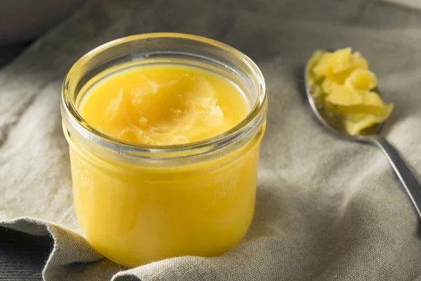 Caseiro clarificado manteiga Ghee — Fotografia de Stock