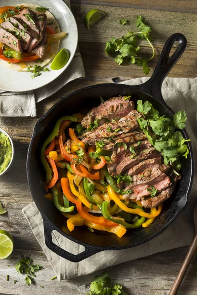 Zelfgemaakte rundvlees Steak Fajitas — Stockfoto