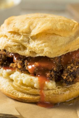 Ev yapımı tatlım tereyağı tavuk bisküvi