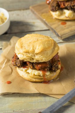 Ev yapımı tatlım tereyağı tavuk bisküvi