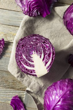 Ham organik mor lahana