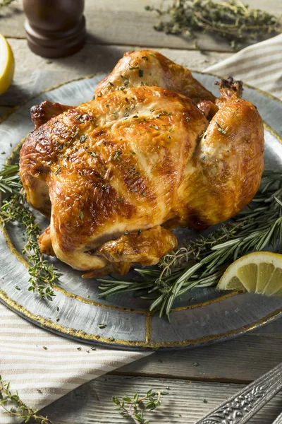 Ayam Rotisserie buatan rumah dengan Herb — Stok Foto