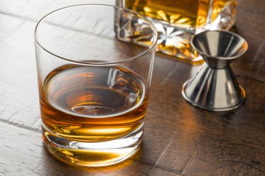 Lezzetli Bourbon viski SEK