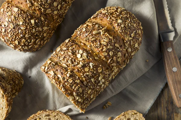 Pane integrale fatto in casa — Foto Stock