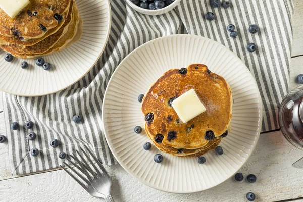 Gesunde hausgemachte Blaubeer-Pfannkuchen — Stockfoto