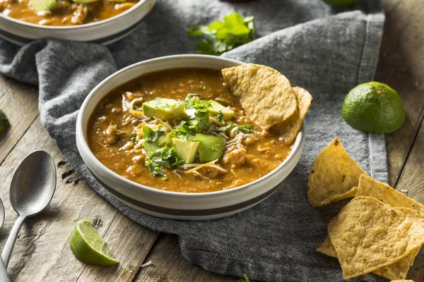 Zuppa di tortilla fatta in casa piccante — Foto Stock