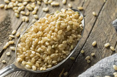 Ham organik kısa tahıl kahverengi pirinç