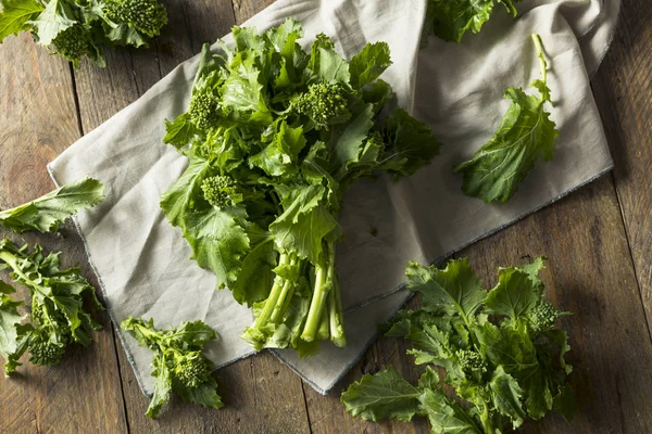 Brócoli orgánico verde crudo Rabe — Foto de Stock