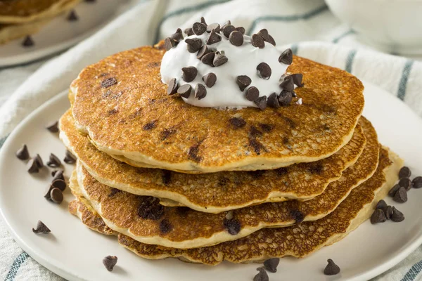 Homemade Chocolate Chip Pancakes — Stock Photo, Image