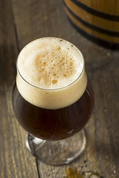Cerveza agria envejecida con barril alcohólico —  Fotos de Stock